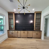 Built-Ins & Mantels